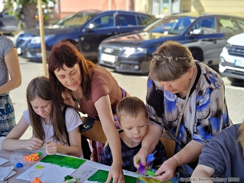 WAKACYJNA AKADEMIA SZTUK PLASTYCZNYCH – relacja z 13.08.2024.